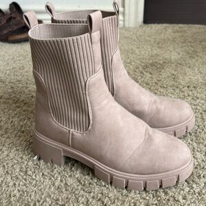 Mauve Booties